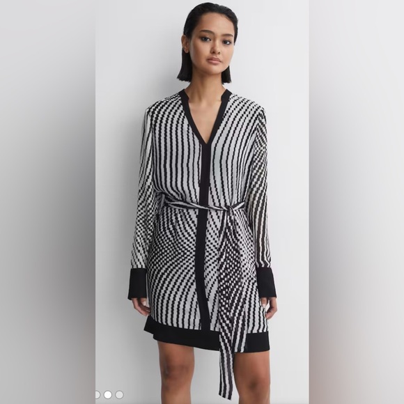 Reiss Tia Black and White Striped Mini Dress NWT - Picture 3 of 14